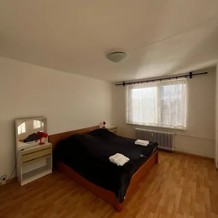 Apartament 2-izbovy S Vyhladom *