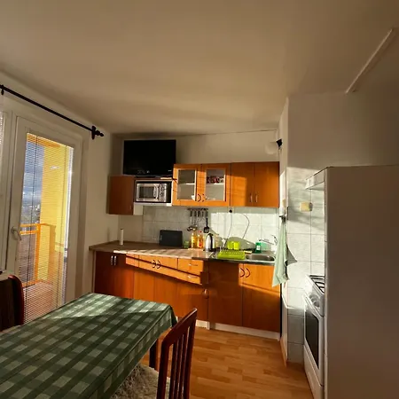 2-izbovy S Vyhladom Apartament